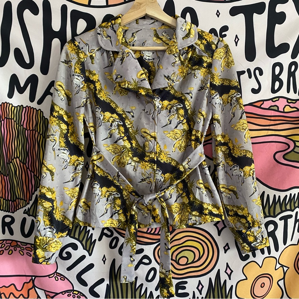 Vintage 1970s top with a waist tie